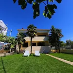 Vedrana Ζαντάρ