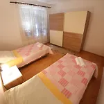 Vedrana Ζαντάρ