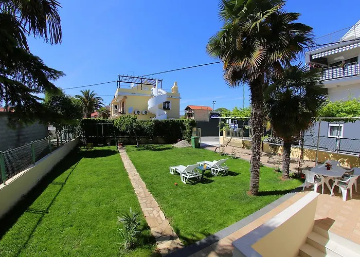 Vedrana 公寓 扎达尔