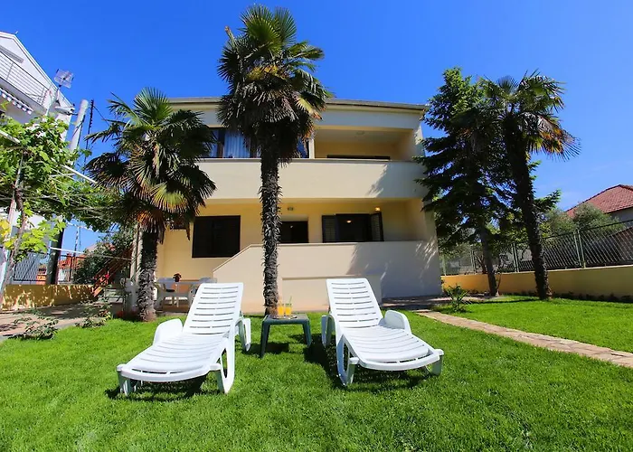 Vedrana 公寓 扎达尔